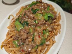 招牌湿炒牛河-潮泰牛肉火锅 · 创于1992年(车公庙店)