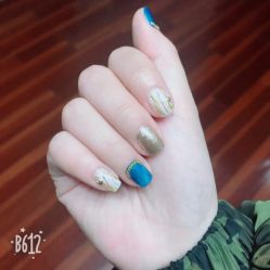 -手牵手美甲