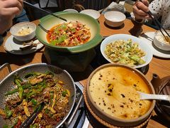 -吃饭皇帝大土家民族菜(荟聚店)