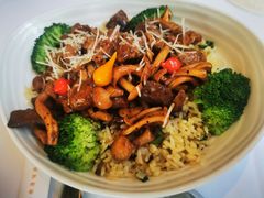 -马克西姆俄罗斯餐厅(通亚街店)