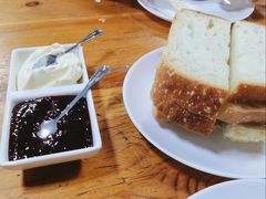 -敖特尔布里亚特美食坊(世纪花苑店)