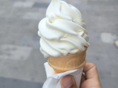 -麦当劳(保利若比邻店)
