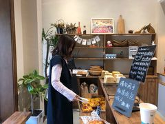 -沁屋面包店(人民东路店)