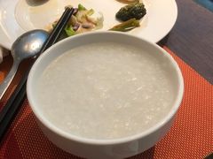 -亚龙湾希尔顿自助餐厅·海鲜·烧烤·沙滩BBQ·现场乐队
