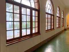-香港大学