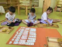 -瑞恩宝感统训练·语言提升·蒙氏托育中心