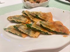 招牌春韭鲜虾脆薄饼-桂满陇·杭州饭店(清河万象店)