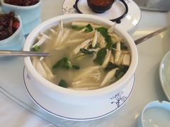 -飞虎过桥米线(翠湖店)