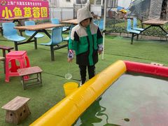 -小鱼草莓采摘园农家乐·小鱼餐厅