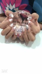 -吉吉靓甲美睫