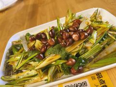 -铭记烧烤制作社•吊炉乳鸽 延吉冷面