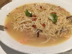 -桂满陇·蟹黄小笼汤包(中山公园店)
