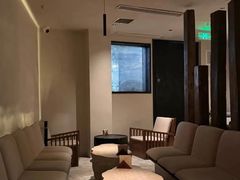 -Hideout Hookah Lounge·隐觅地