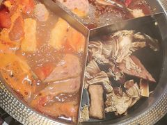 -廖掌柜·重庆鲜货火锅(上海首店)