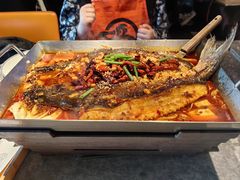 -鸣记脆皮烤鱼(马栏店)