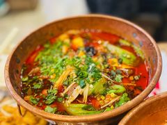 -成都你六姐·牛肉冒菜(上海环宇荟店)