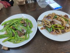荷兰豆炒牛肉-美食店(华贵路店)