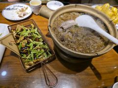 -那家老院子东北菜·饺子·小鸡炖蘑菇(艳华街店)