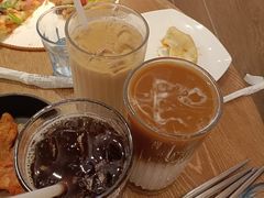 -必胜客(打浦桥日月光店)