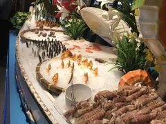 -领鲜活海鲜榴莲自助火锅(东门店)