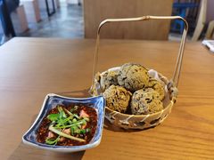 -包整·丝娃娃(一览甲秀楼风景店)