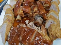 四点金拼猪蹄-明姨仔潮汕美食·碳炉猪脚·汕尾牛腩饭·起片鸡煲(起义路店)