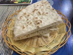 锡伯大饼-萨宁音登锡伯风味餐厅(一楼店)