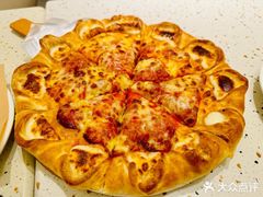 -必胜客(WOW中心城店)