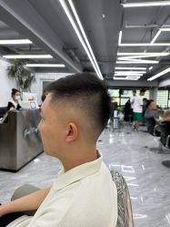 -宫铭烫发染发接发店