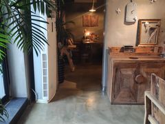 -HIGH FIVE哈福手工汉堡(桂林路店)