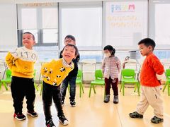 -蓝话筒·少儿成人演讲口才·主持朗诵·戏剧表演(大华第一坊店)