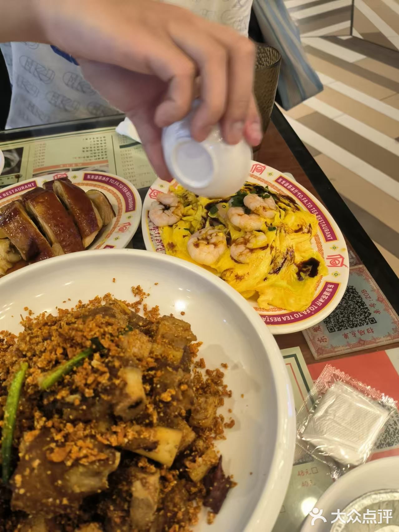 今天又来吃东发道了，点了几个经典的菜