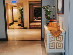 门面-顺峰(农展馆店)