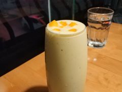芒果牛油果奶昔-绿茵阁牛扒餐厅(客村店)