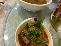 -丝路天山酒店(国际大巴扎店)