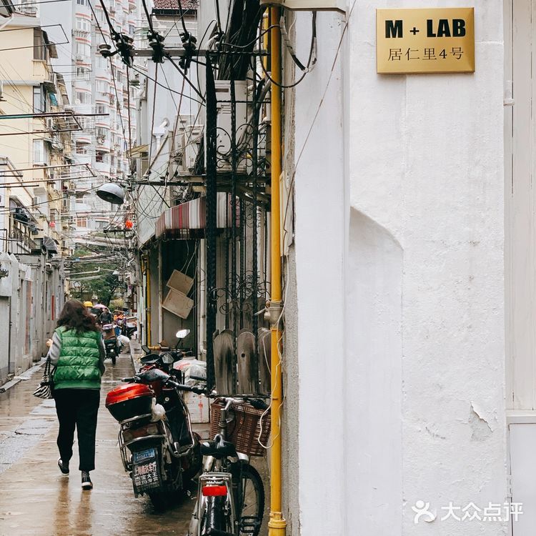 江西炒米粉、螺蛳粉、炸鸡是今天的目标！嘿！