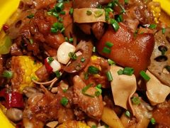 -多嘴超级肉蟹煲(杉杉国潮主题店)