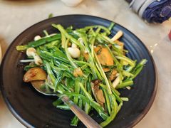 -大树下海鲜饭店