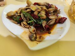 -嗨辣小聚·盘锦河蟹·海鲜烧烤龙虾(盘锦十年好店)