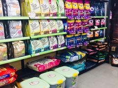 -汪小喵宠物·戴维斯乐芳希施宠馨宝皮毛调理洗护店
