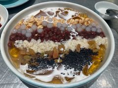 -姚姚酸菜鱼·金戈戈香港豉油鸡(喜荟城联名店)