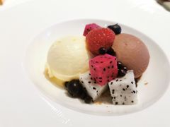 手工冰淇淋配季节水果-蝶舍·MAISON PAPILLON