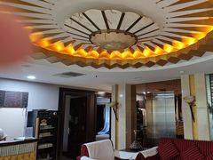 -碧中海汤泉汗蒸酒店