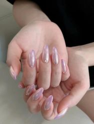 -赢韵美甲美睫瑞士净斑中心