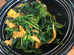 菠菜拌面筋-胖老汉椒麻鸡清真新疆菜(西御街店)