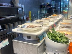 -遇上西雅图多融合海鲜自助餐厅(中房金谊广场店)