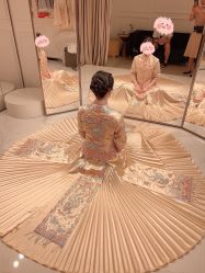 点击看大图 -GRACE KELLY婚纱与礼服(北京店)