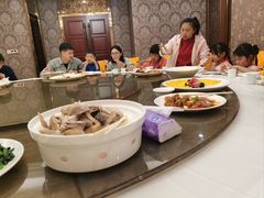 -黄埔华苑酒家(黄埔店)