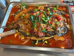 -鸣记脆皮烤鱼·海鲜烤鱼(三八广场店)