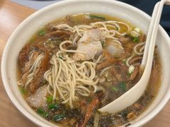 -佬钱湾仔(衣裳街店)